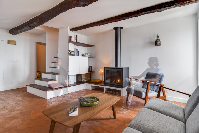 Maison Aiguines country-living-room