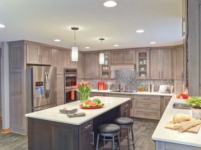 Kitchen - transitional kitchen idea