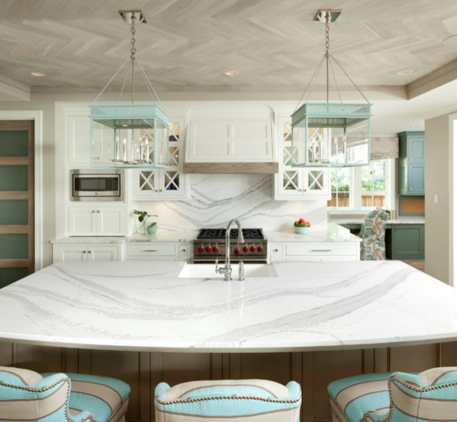 Transitional kitchen photo in Indianapolis