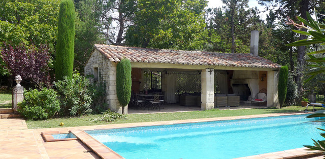 Mas Provencal , location saisonni&egrave;re mediterran-pools