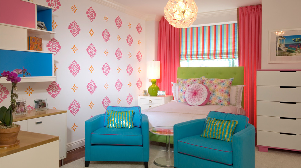 Inspiration for a mid-sized eclectic kids' bedroom for girls in New York with multi-coloured walls and dark hardwood floors.