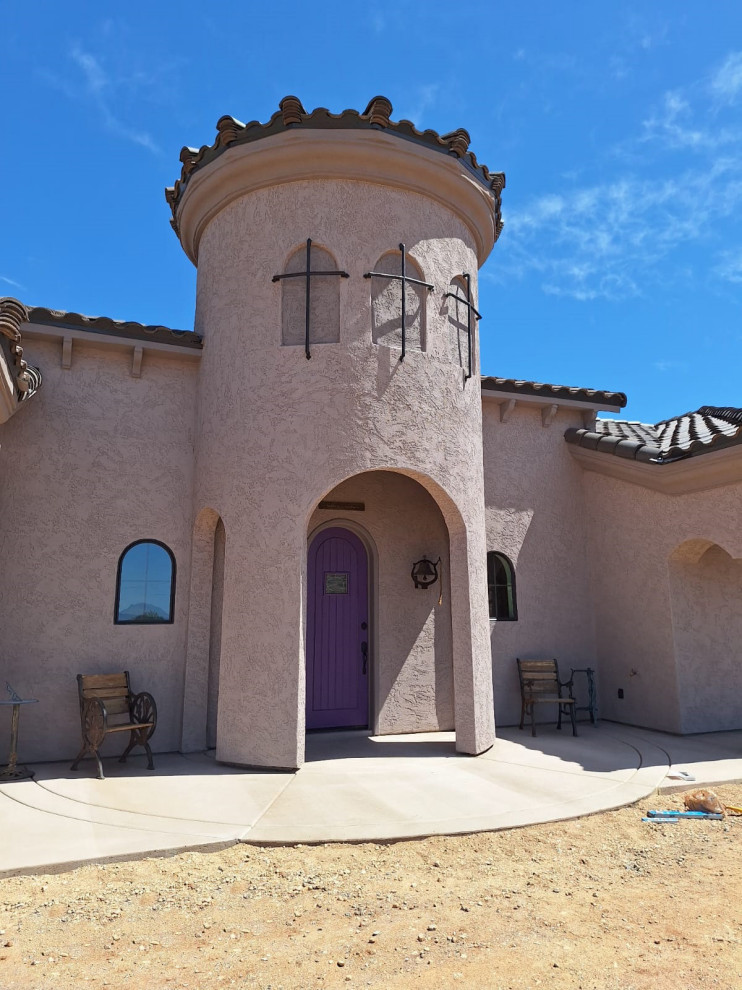 CASTILLO DE LE SERENDIPIA, N Randolph Rd / Custom New Home