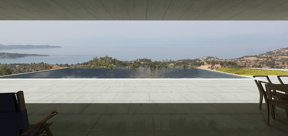 Дом на склоне