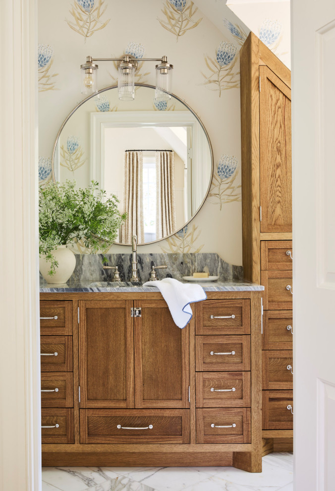 Example of a classic powder room design in Nashville