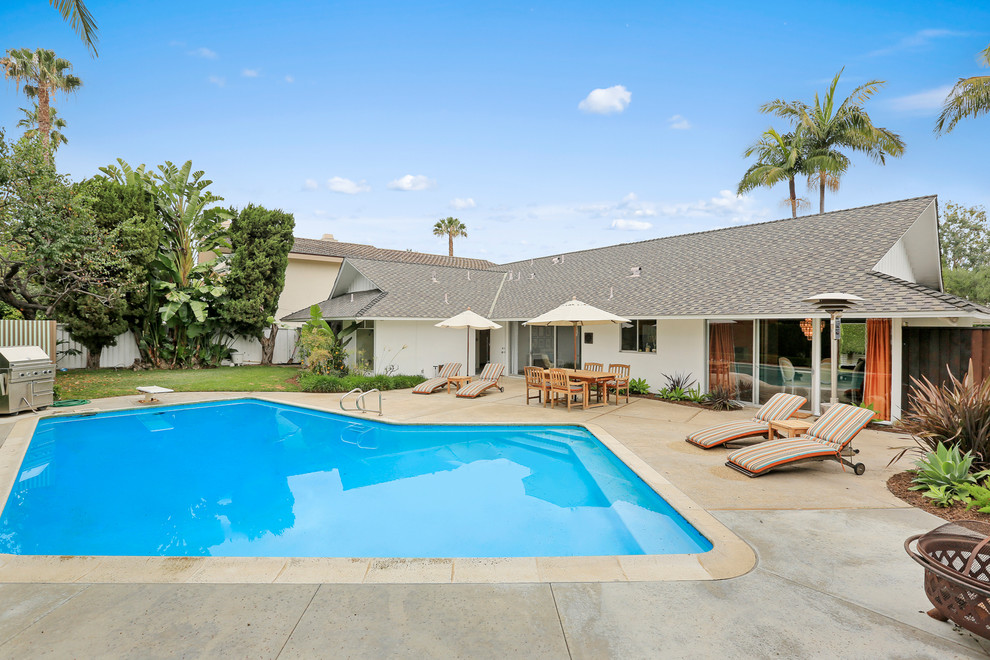 This is an example of a retro home in Orange County.