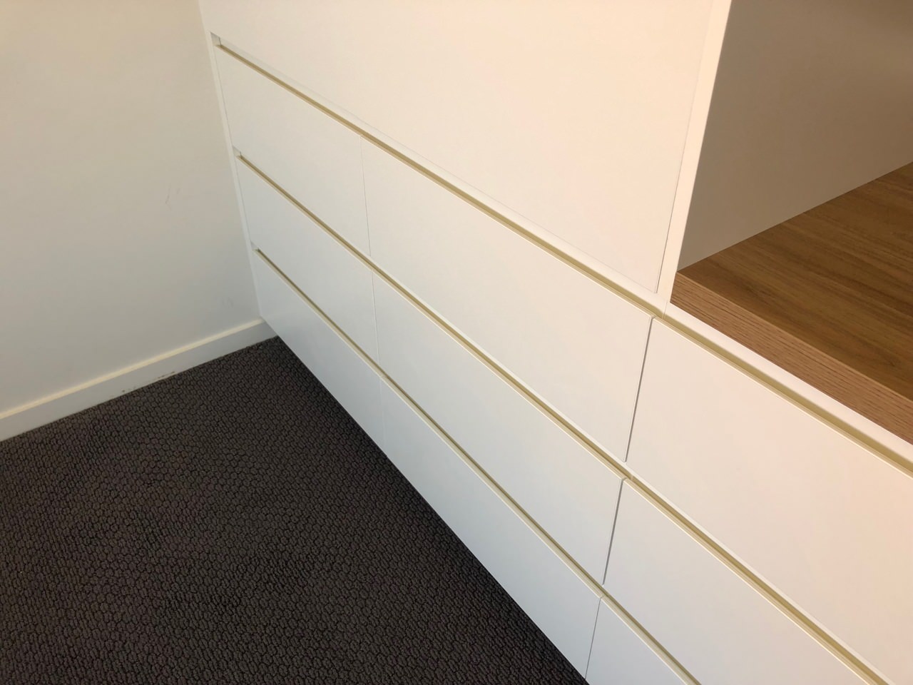 Kingsford - Bedroom Cupboard and Desk