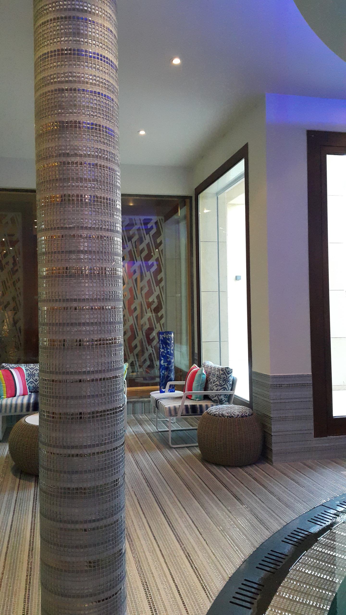 Indoor-Pool