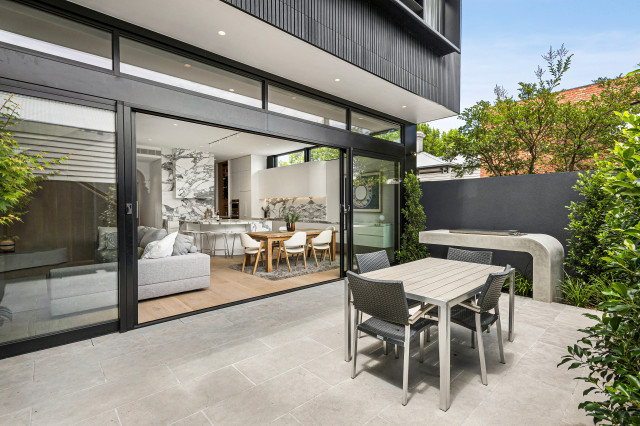 Wright House modern-uteplats