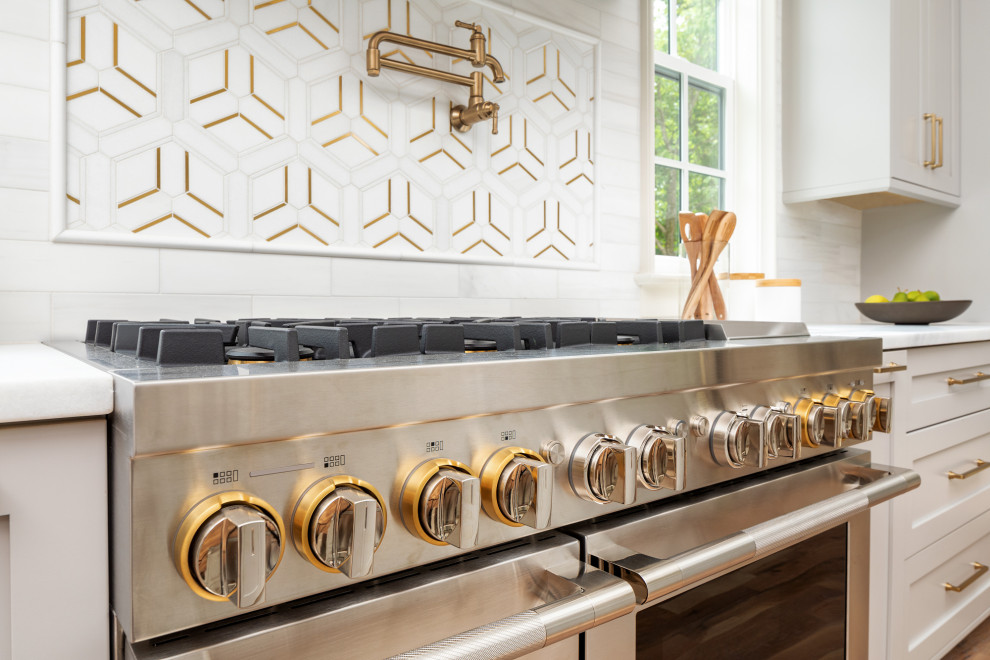 Inspiration for a transitional kitchen remodel in Charlotte