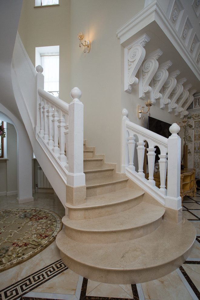 Ламбери Мраморная Лестница