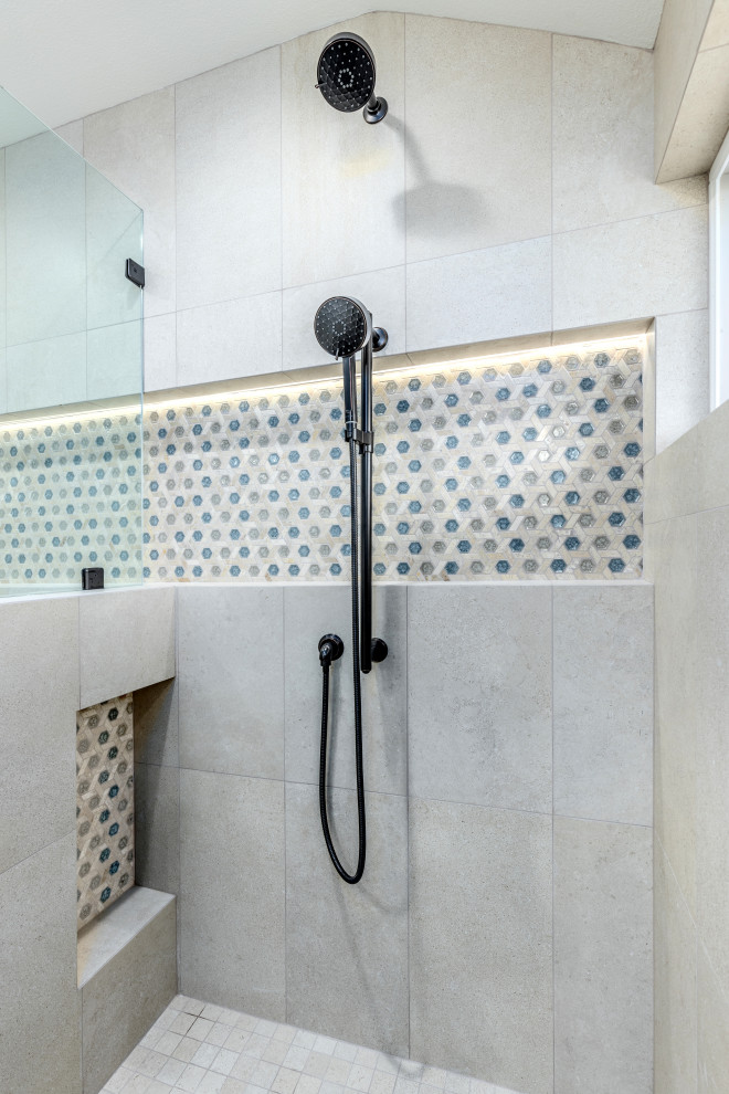 Los Penasquitos Master bathroom, water closet, and water closet ...