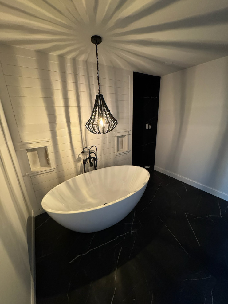CUSTOM MASTER BATHROOM