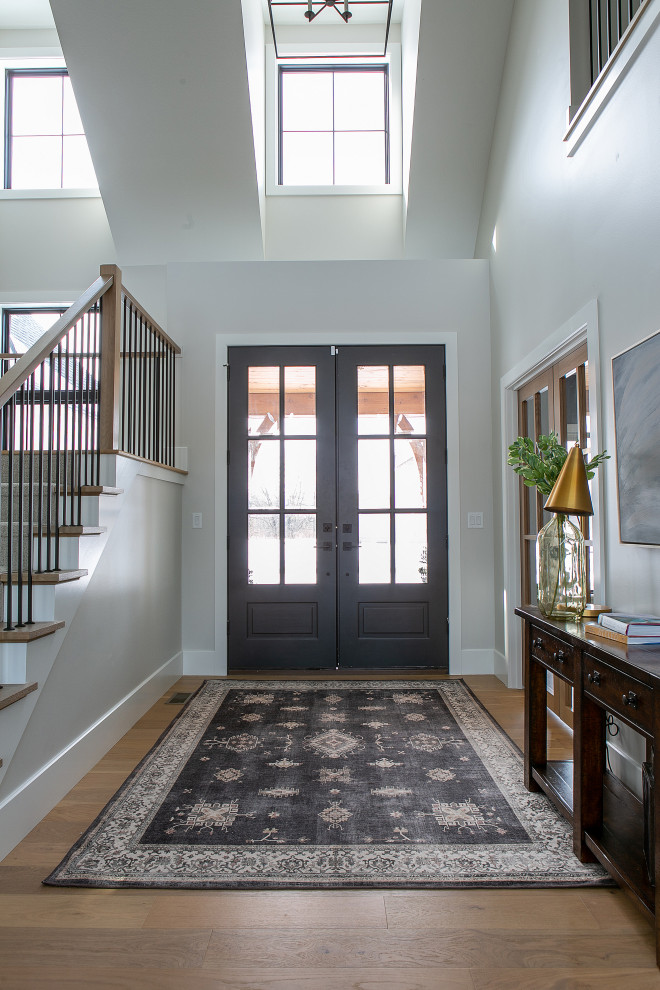 Home design - transitional home design idea in Chicago