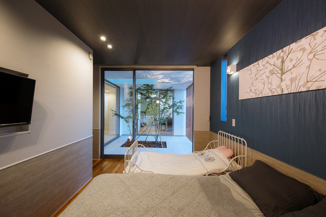 I6-HOUSE「木漏れ日のある家」 minimalistisch-schlafzimmer