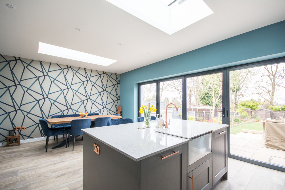 Design ideas for a modern kitchen in Surrey.