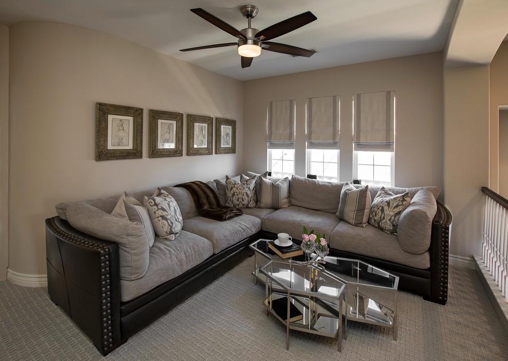 Transitional home design photo in Orange County
