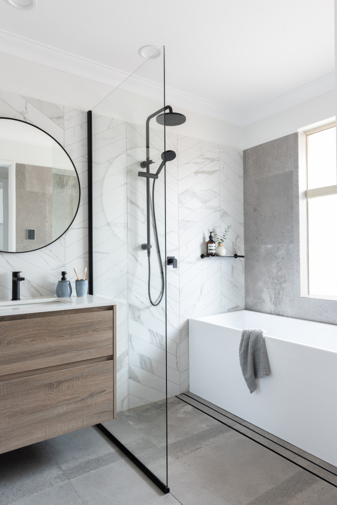 Photo of a small contemporary master wet room bathroom in Perth with a floating vanity, flat-panel cabinets, medium wood cabinets, an undermount sink, grey floor, an open shower, white benchtops and a single vanity.
