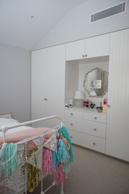 Glover Street shabby-chic-style-bedroom
