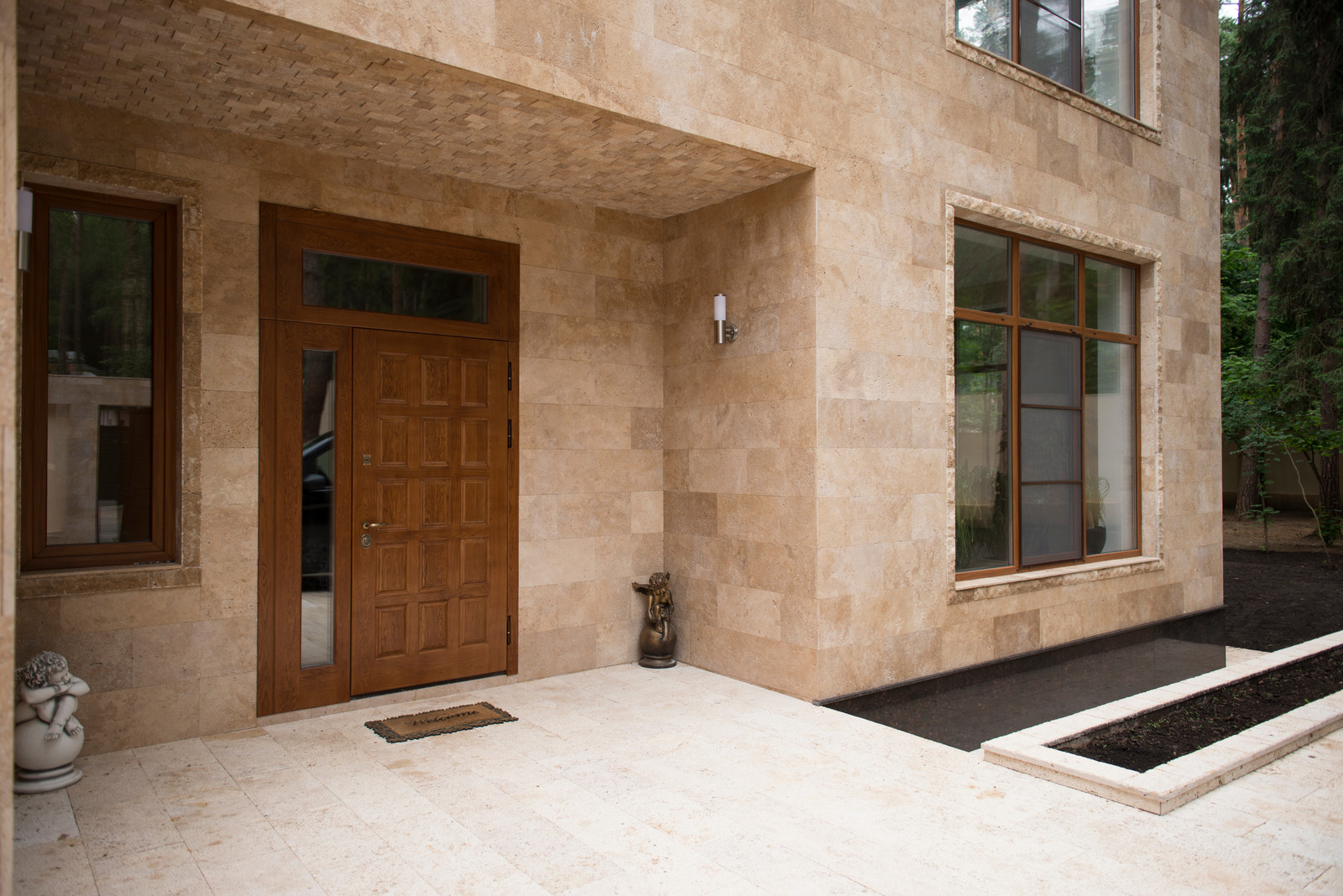 Фасад дома на Рублевке