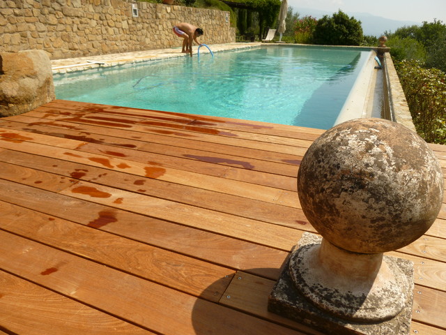 Le Celle modern-pools