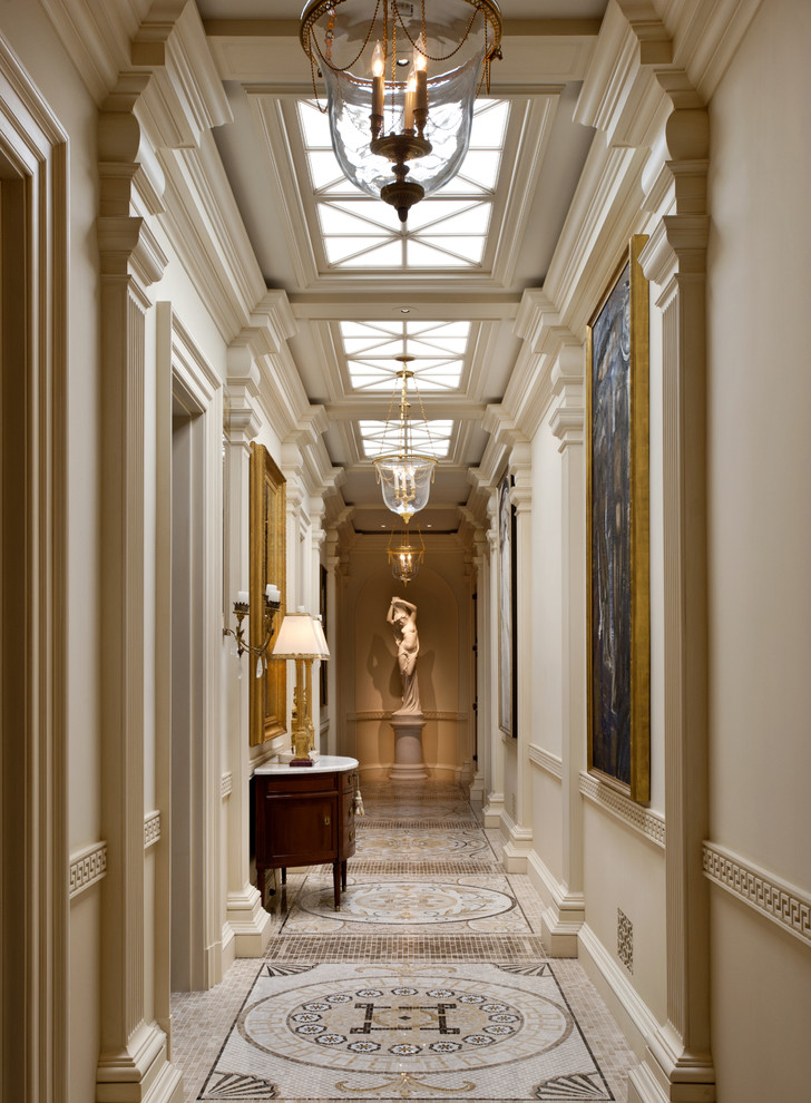 Inspiration for a traditional hallway in San Francisco.