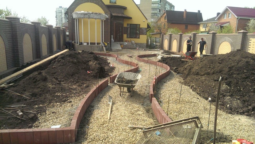 История одного мощения