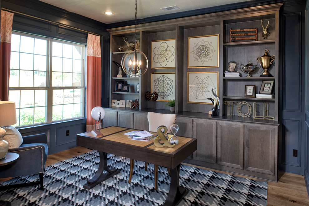Photo of a transitional home office in Philadelphia.