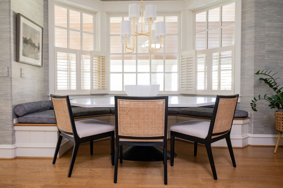 Inspiration for a transitional home design remodel in Baltimore