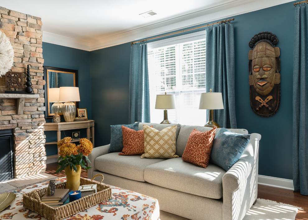 Home design - transitional home design idea in Charlotte