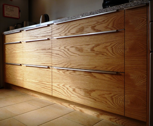 Bespoke Oak Veneered Kitchen trendy-koekken