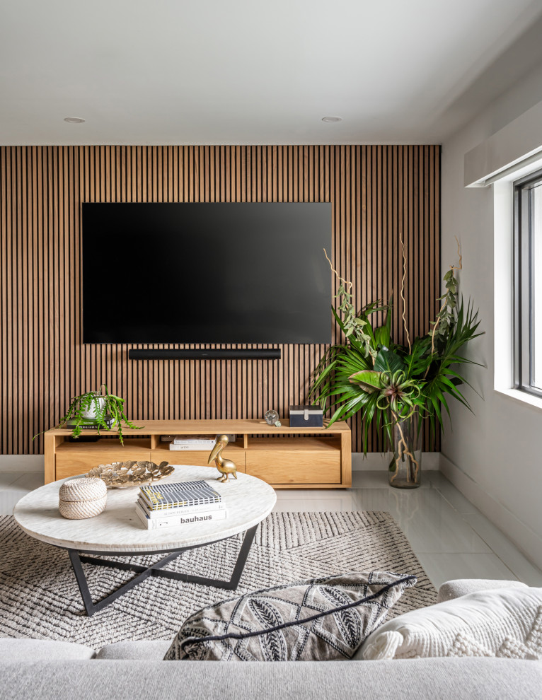 Minimalist family room photo in Miami