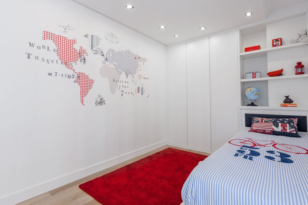 This is an example of a contemporary kids' room in Bilbao.