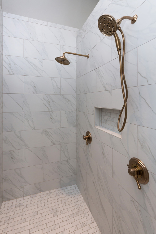 Bathroom - eclectic bathroom idea in Cedar Rapids
