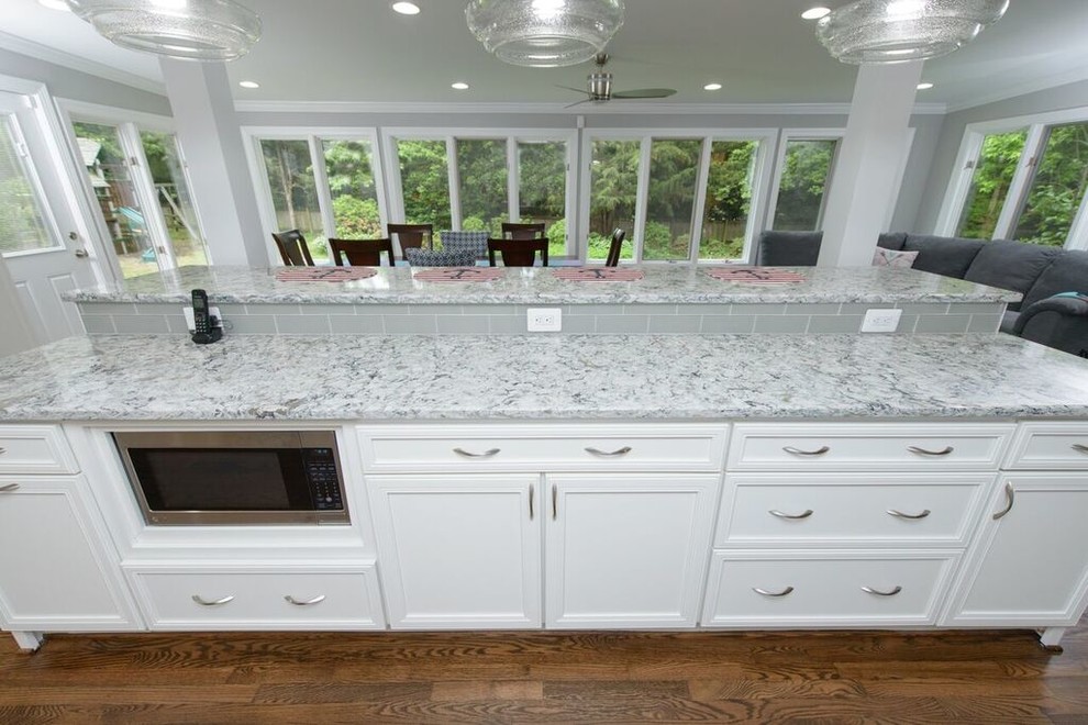 Inspiration for a transitional kitchen remodel in Baltimore