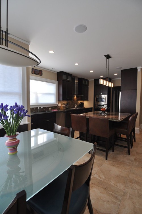 Kitchen - transitional kitchen idea
