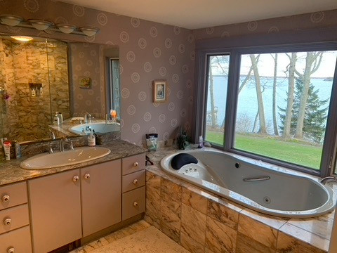 Seaside Primary Bath