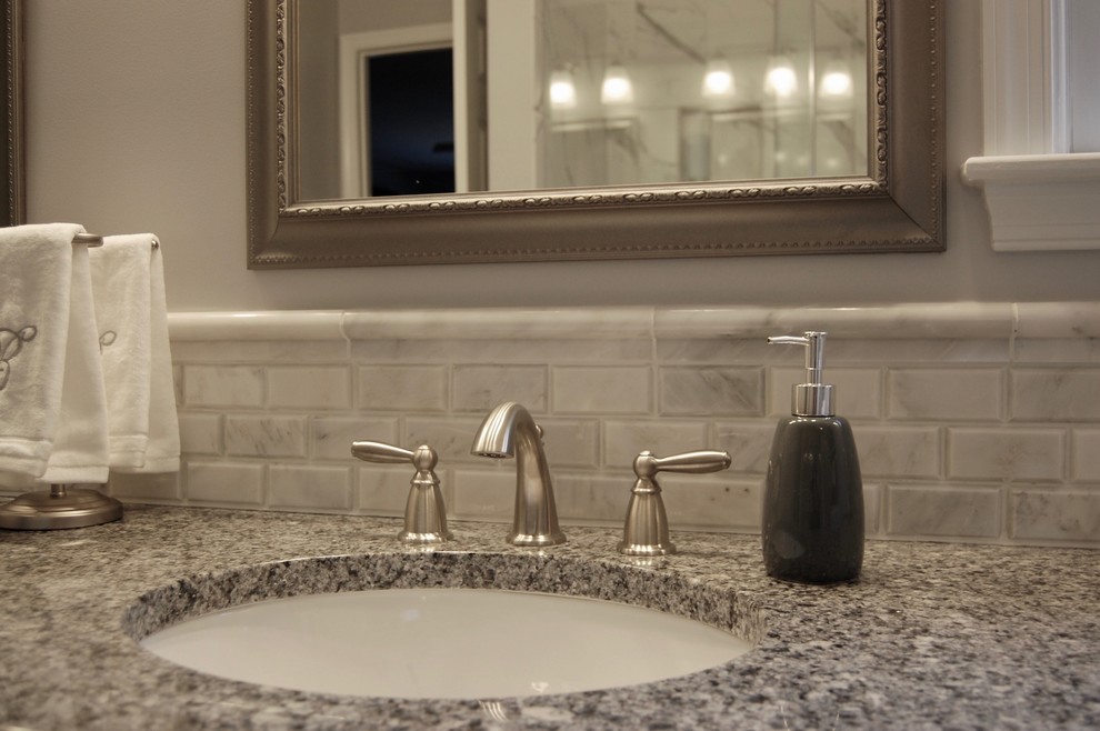 Home design - transitional home design idea