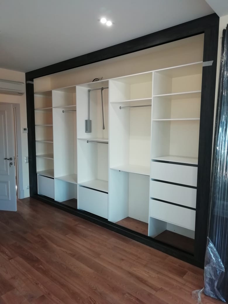 Спальня большая шкаф встроенный визуализация