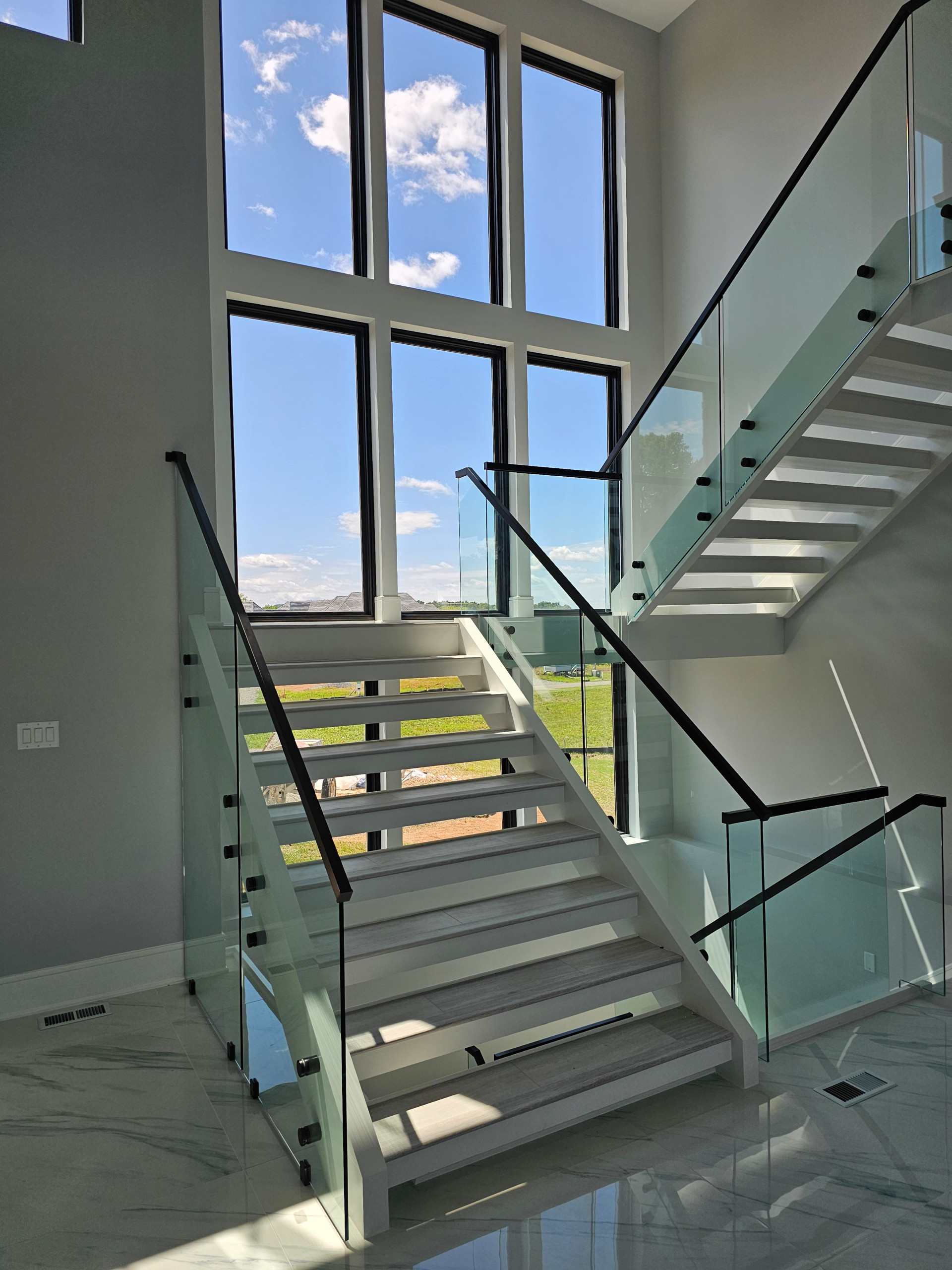 125_Modern Open Rise Stair with Glass Balustrade, Aldie, VA 20105