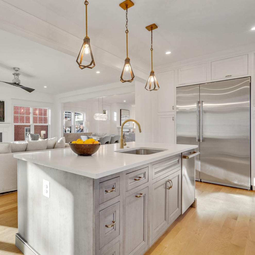 Example of a transitional kitchen design in Atlanta