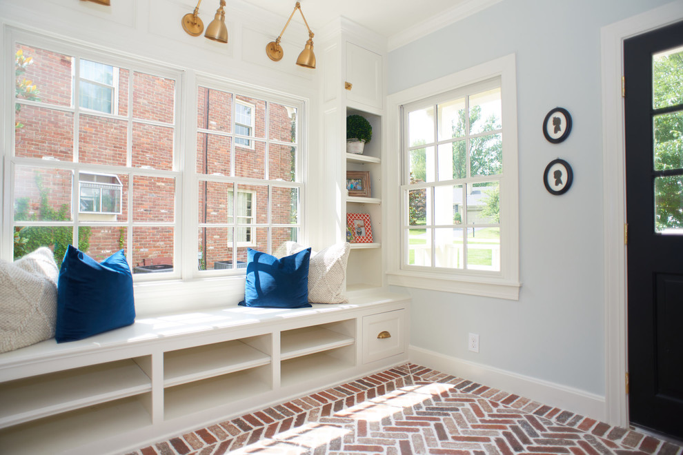 Entryway - transitional entryway idea in Louisville
