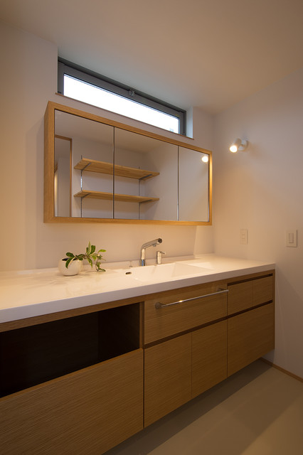豊橋市　馬見塚町の家 scandinavo-bagno-di-servizio