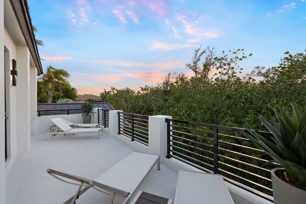 PRIVATE RESIDENCE - OCEAN RIDGE
