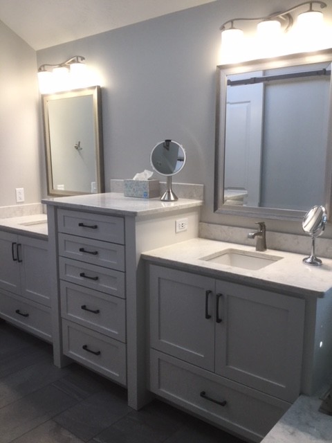 Inspiration for a transitional bathroom remodel in Omaha