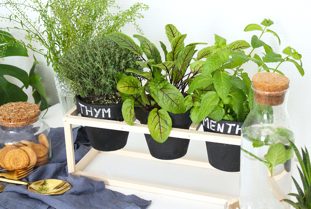DIY jardinière : une jardinière sur pied pour vos plantes d'intérieur
