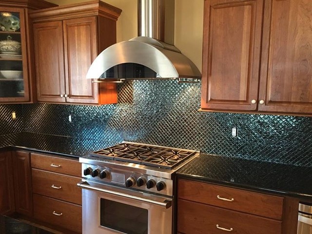 Backsplash modern-kueche
