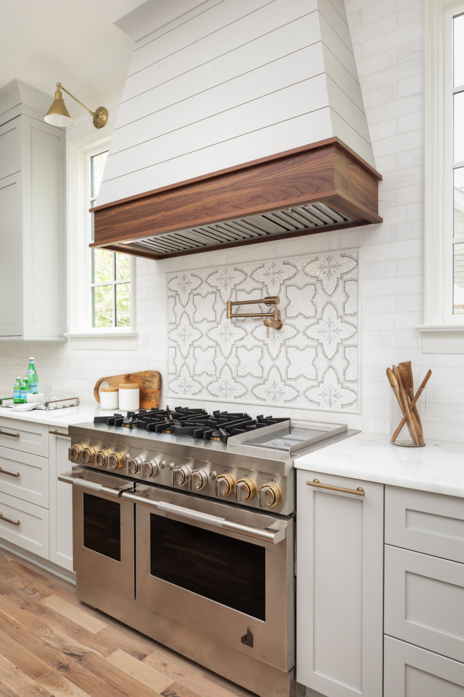 Inspiration for a transitional kitchen remodel in Charlotte