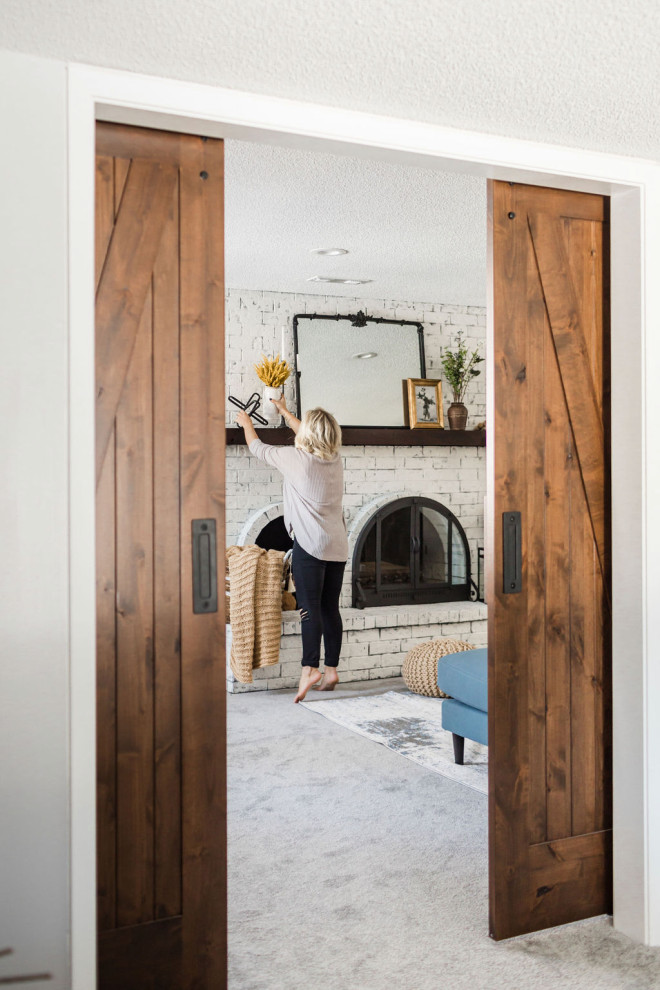 Inspiration for a rustic basement remodel in Minneapolis