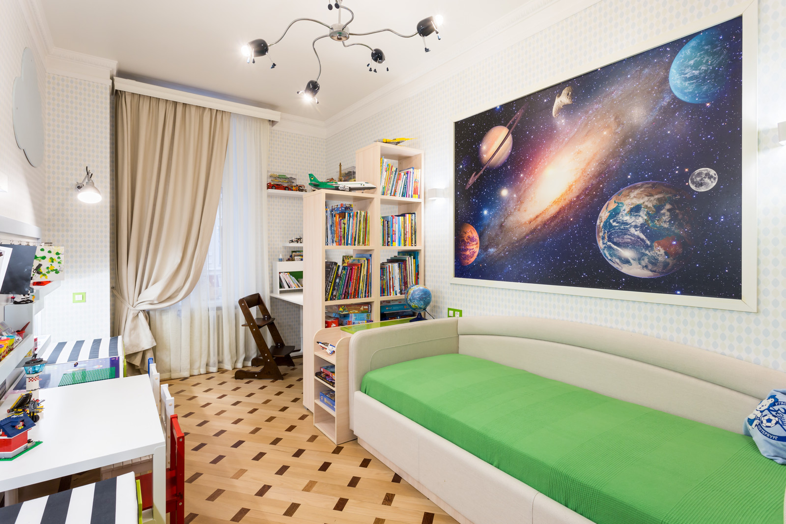 Зелёная детская комната