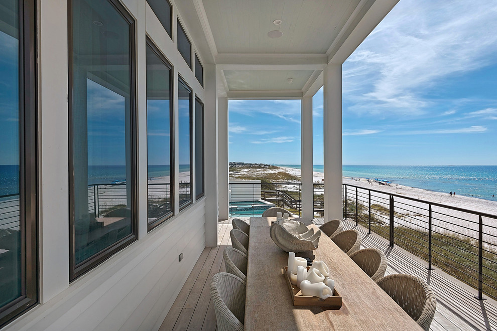Свежая идея для дизайна: балкон и лоджия в морском стиле - отличное фото интерьера